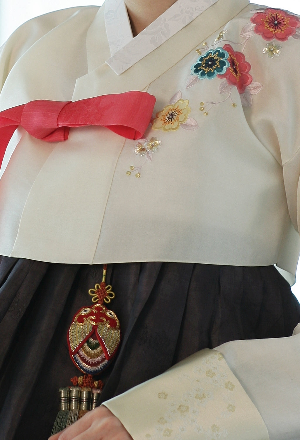 ivory top and norigae
