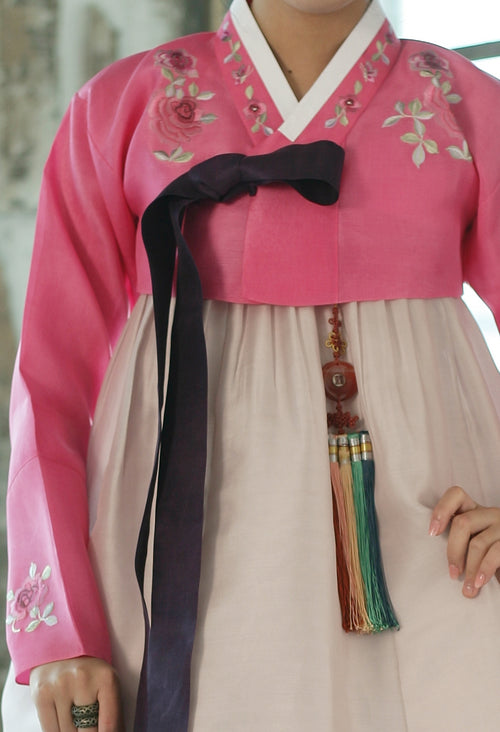hotpink top and norigae