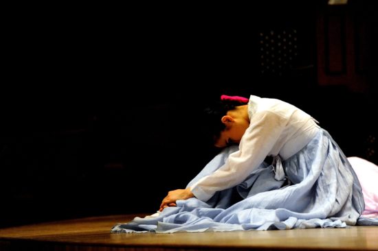 korean traditional costumes hanbok