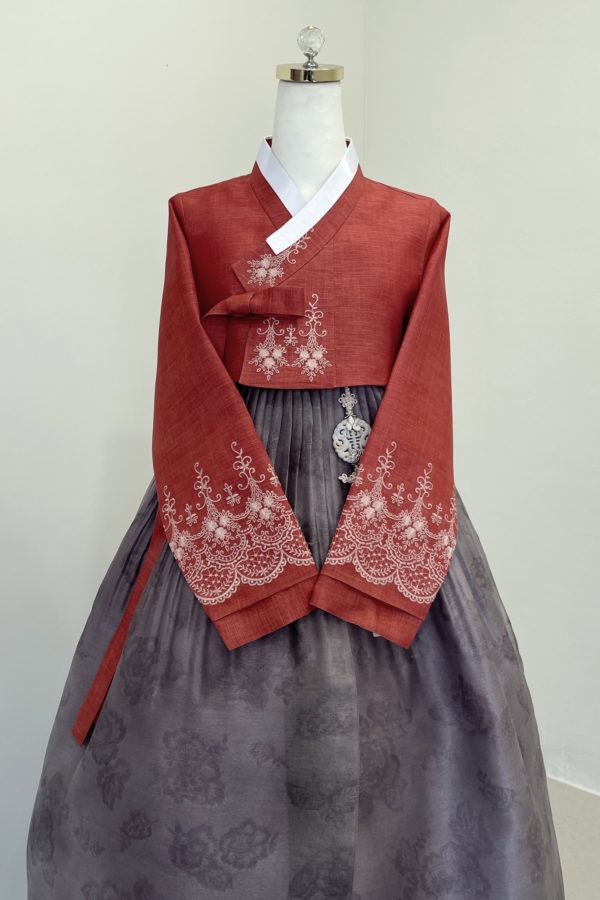 Pretty hanbok best sale